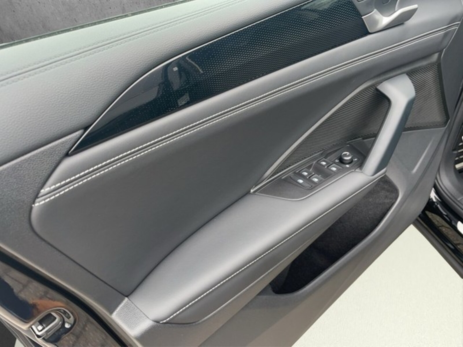 Volkswagen Tiguan – Bild 10