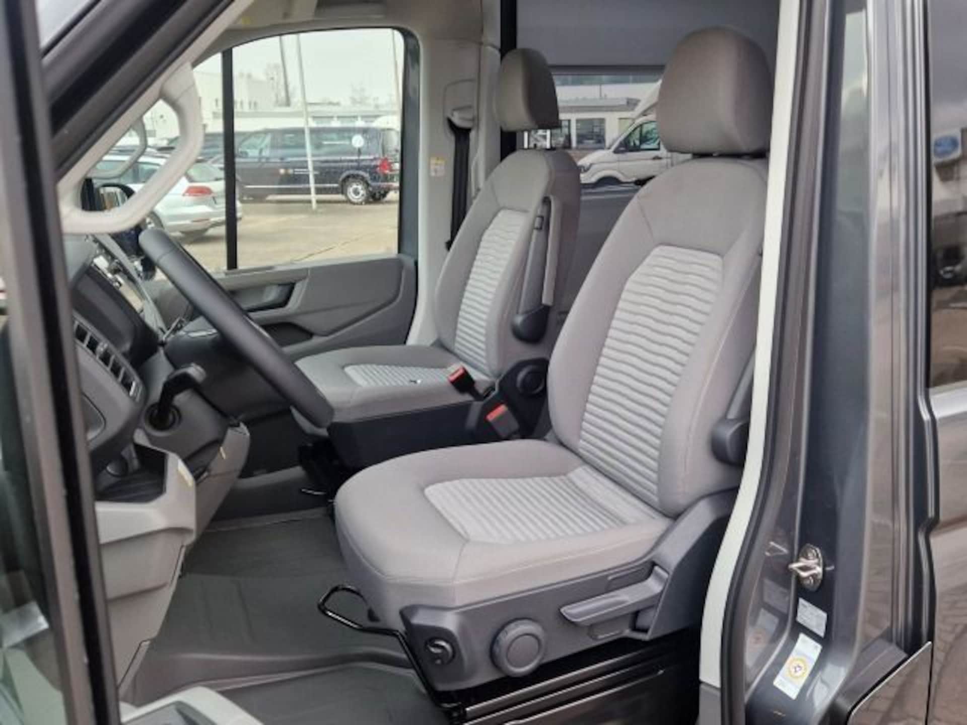 Volkswagen Grand California 600