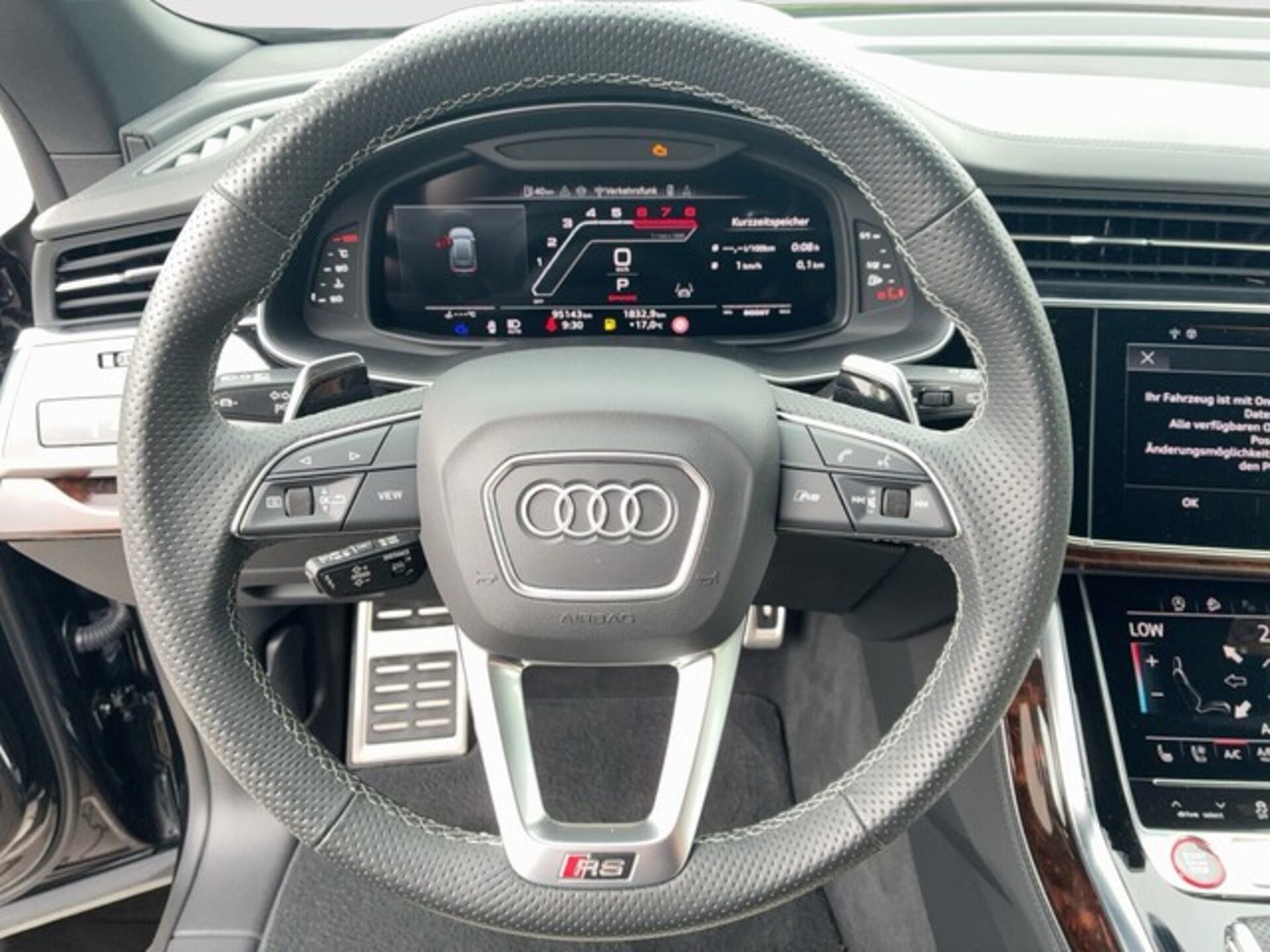 Audi RS Q8 SUV