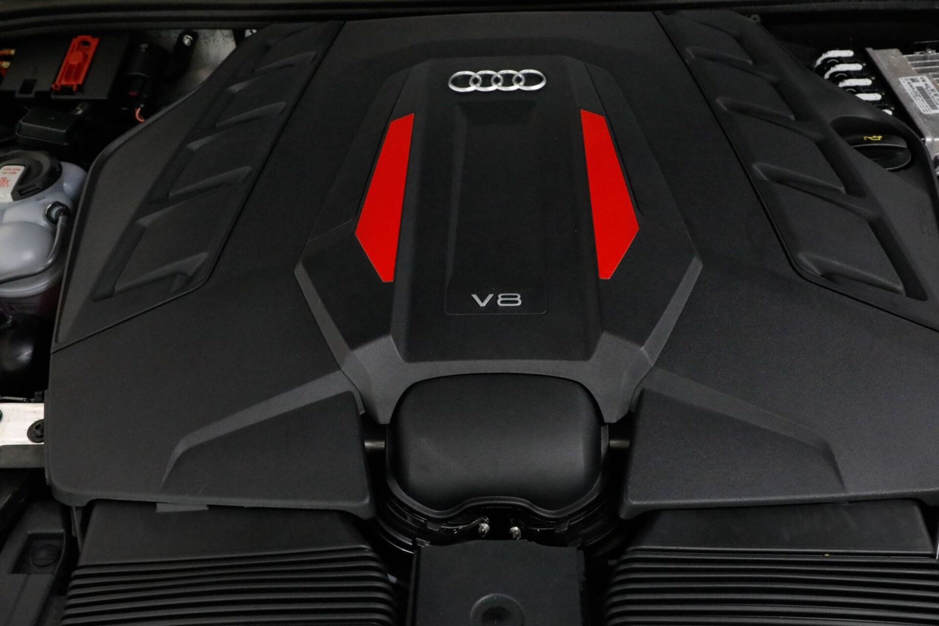 Audi SQ8 SUV