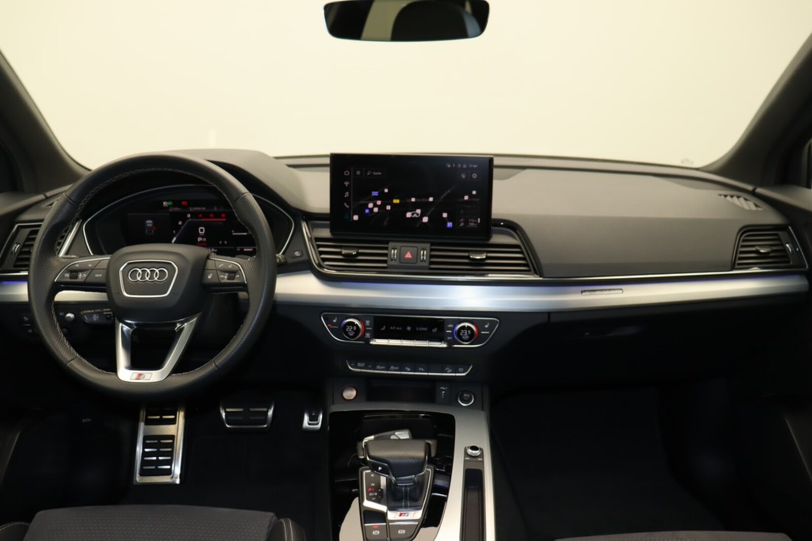 Audi SQ5 – Bild 15