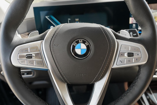 2026 BMW X7 40i - Photo 16