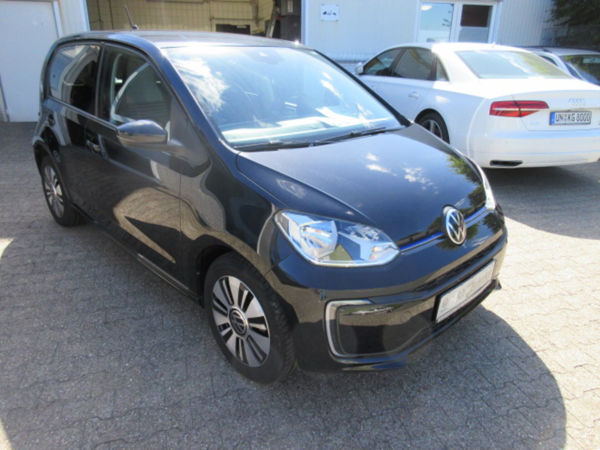 Volkswagen e-up! "Max"