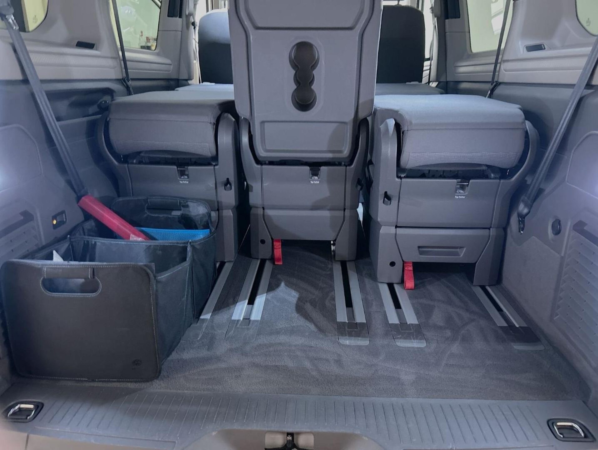 Volkswagen Multivan Basis-Modell