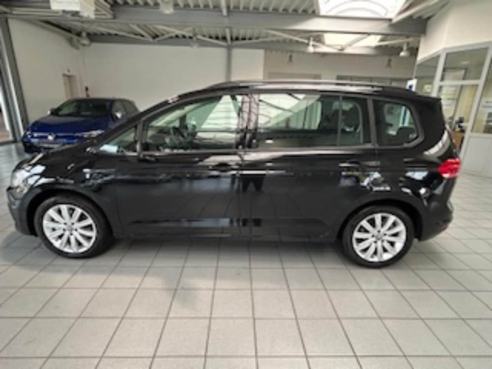 Volkswagen Touran – Bild 13