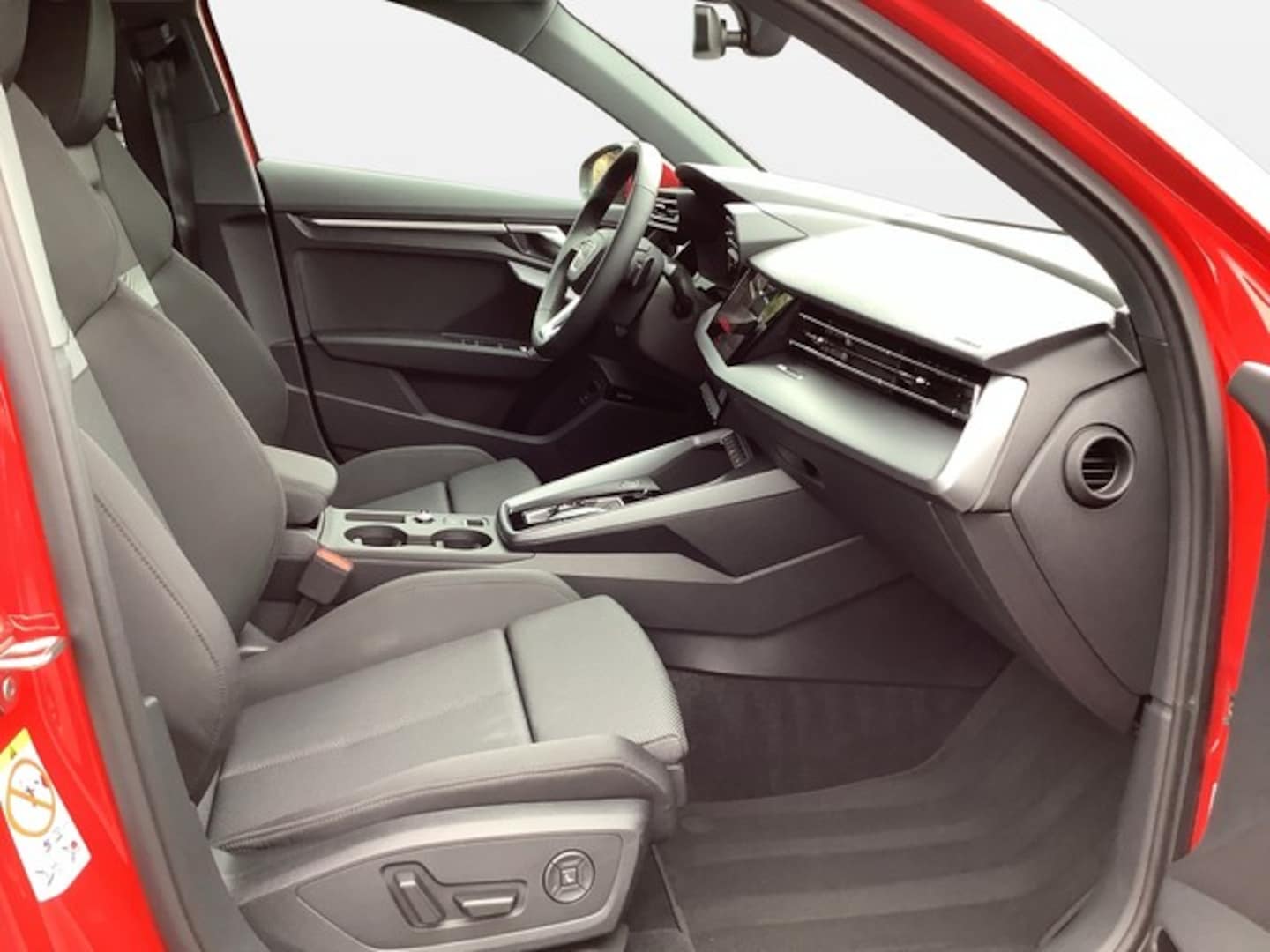 Bild über Audi A3 Sportback S line 35 TDI S tronic - für weitere Informationen kontaktieren Sie den Audi Partner