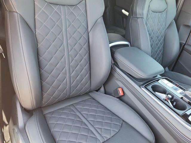 2026 Audi SQ8 Premium Plus - Photo 19