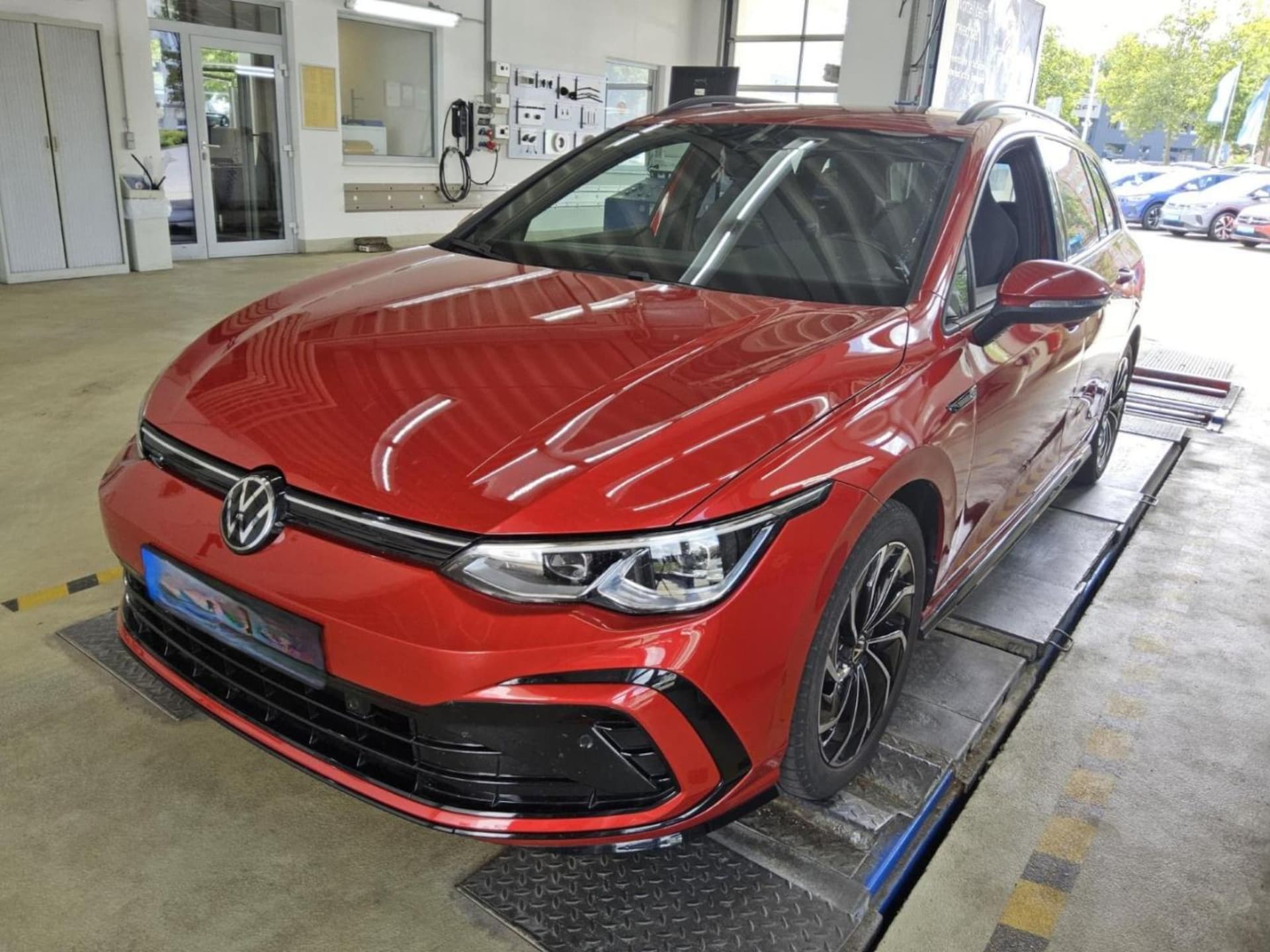 Volkswagen Golf Variant R-Line