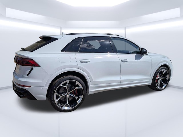 2026 Audi RS Q8 SUV performance
