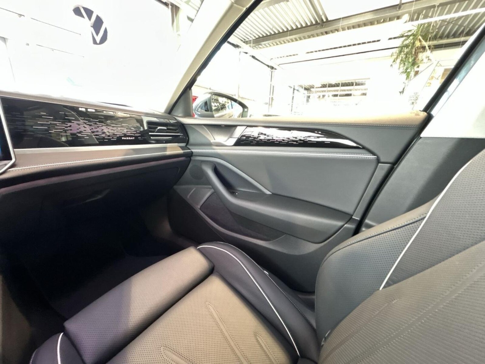 Volkswagen Passat – Bild 8