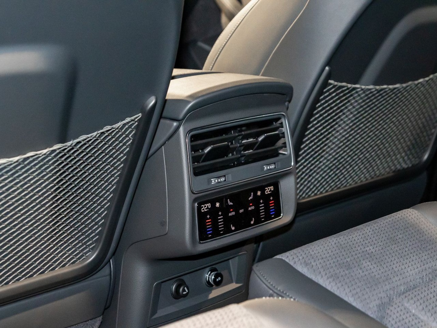 Bild über Audi Q7 SUV 50 TDI quattro tiptronic - für weitere Informationen kontaktieren Sie den Audi Partner