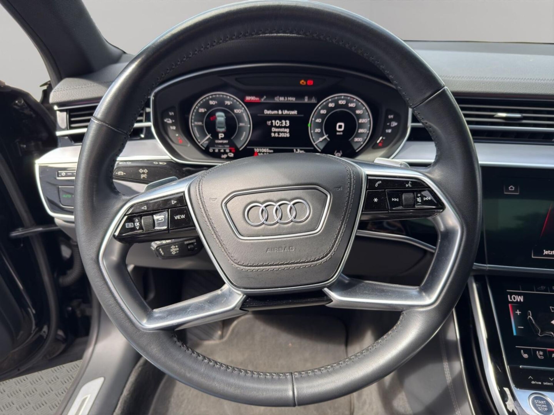 Audi A8 TFSI e