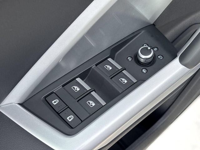 2025 Audi Q3 S Line Premium - Photo 24