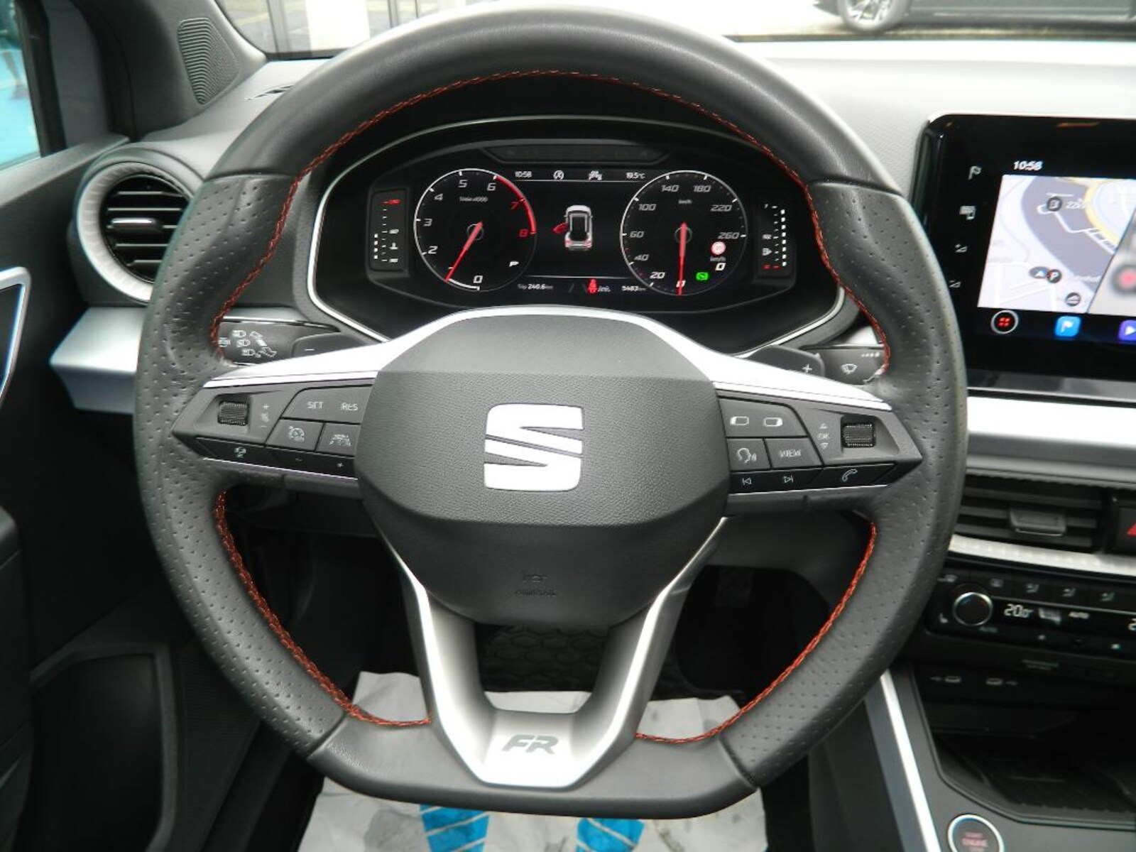 SEAT Arona – Bild 15