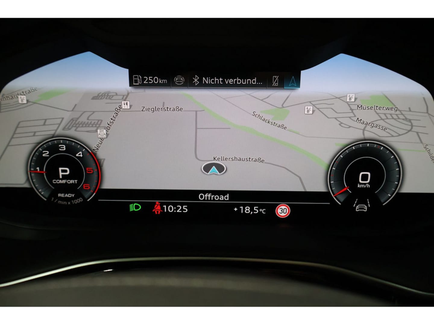Bild über Audi Q8 SUV 50 TDI quattro tiptronic - für weitere Informationen kontaktieren Sie den Audi Partner