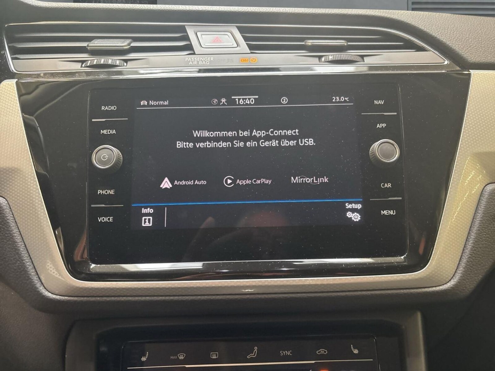 Volkswagen Touran – Bild 11