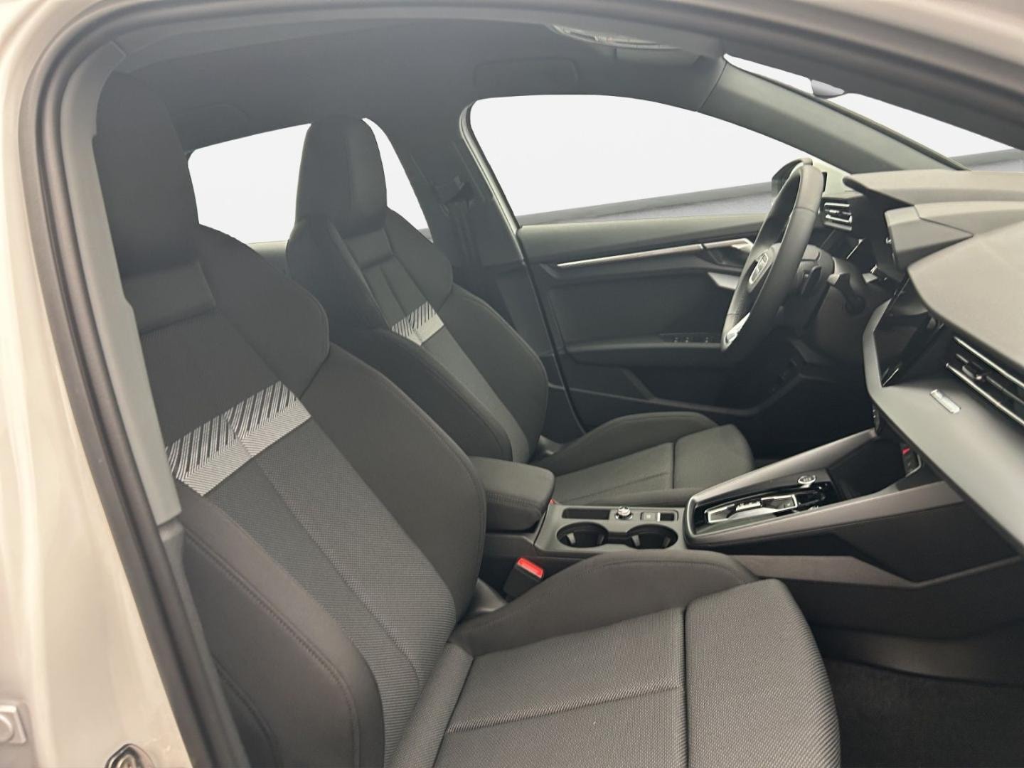 Bild über Audi A3 allstreet TFSI e 40 TFSI e S tronic - für weitere Informationen kontaktieren Sie den Audi Partner
