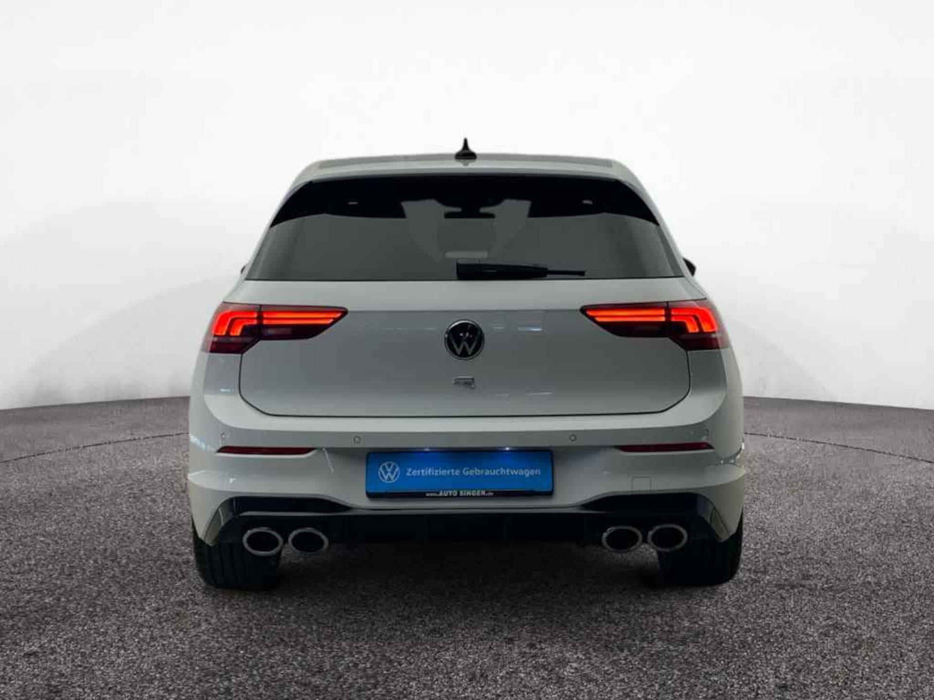 Volkswagen Golf R