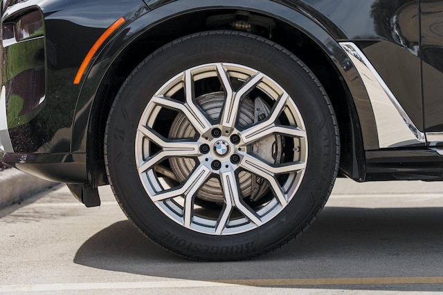 2026 BMW X7 40i - Photo 29