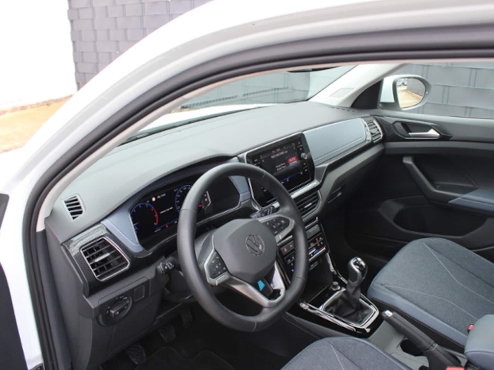 Volkswagen T-Cross Style