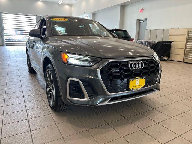 Photo of 2023 Audi Q5