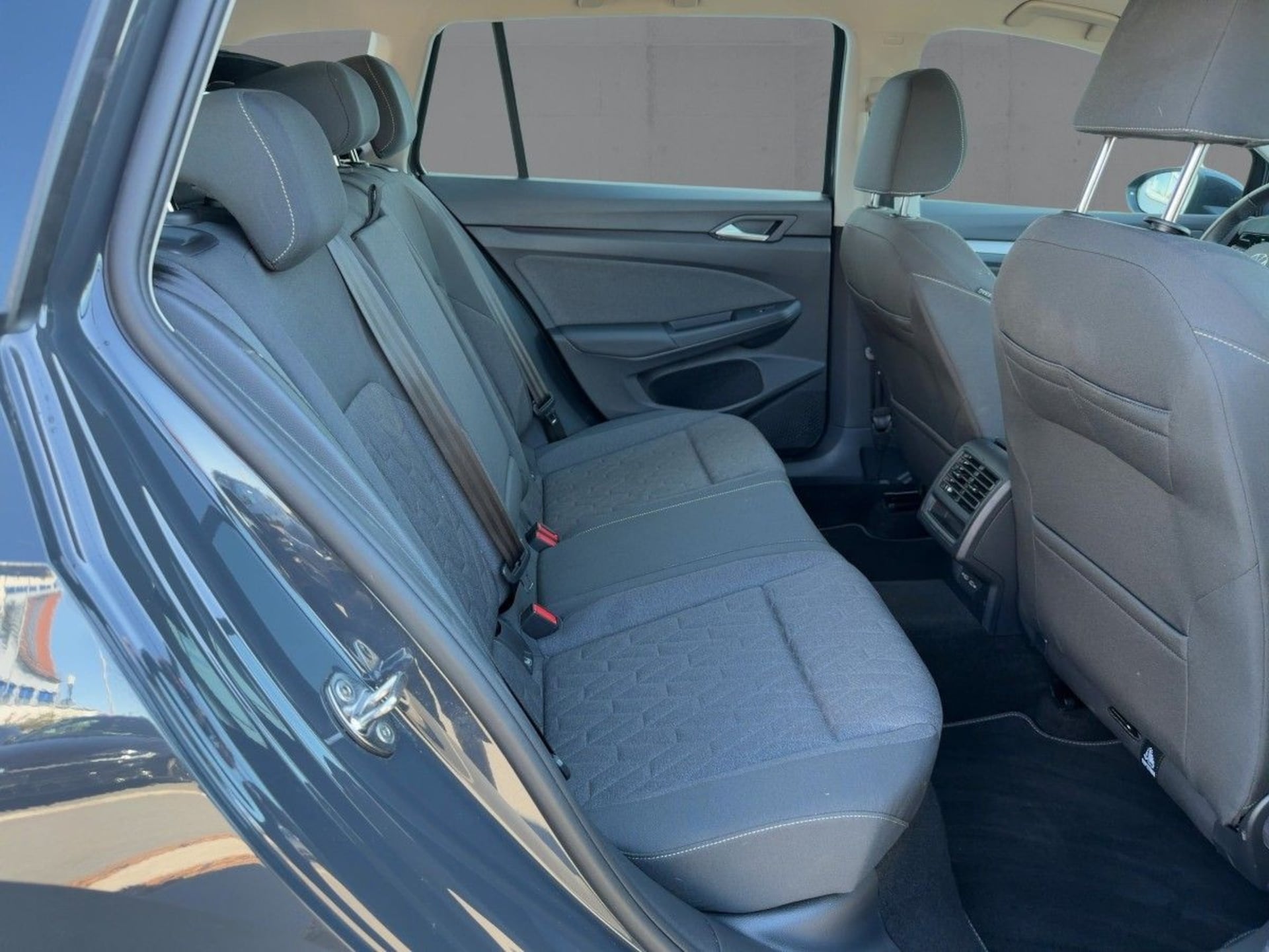 Volkswagen Golf Variant Life