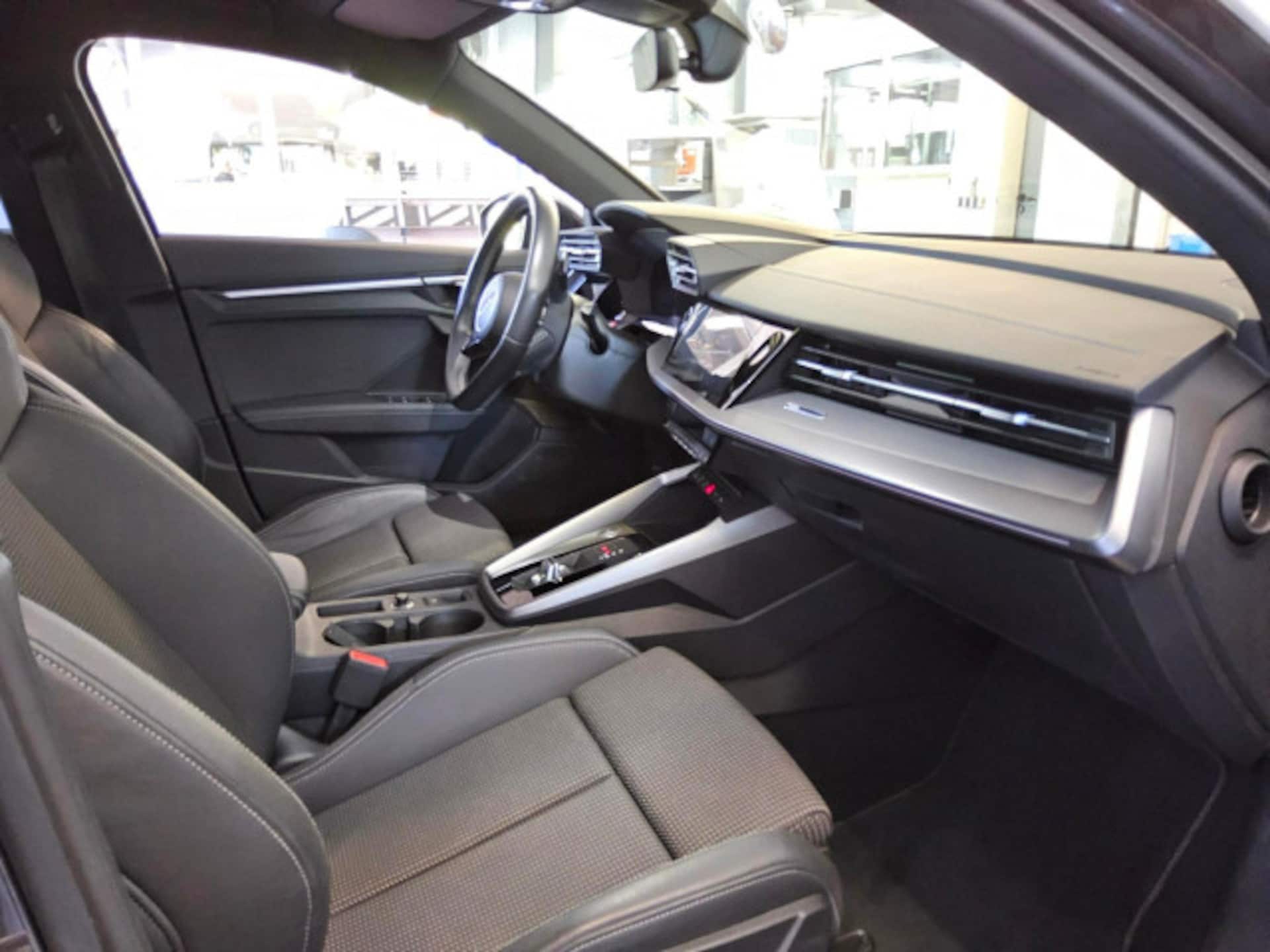Audi A3 Sportback S line