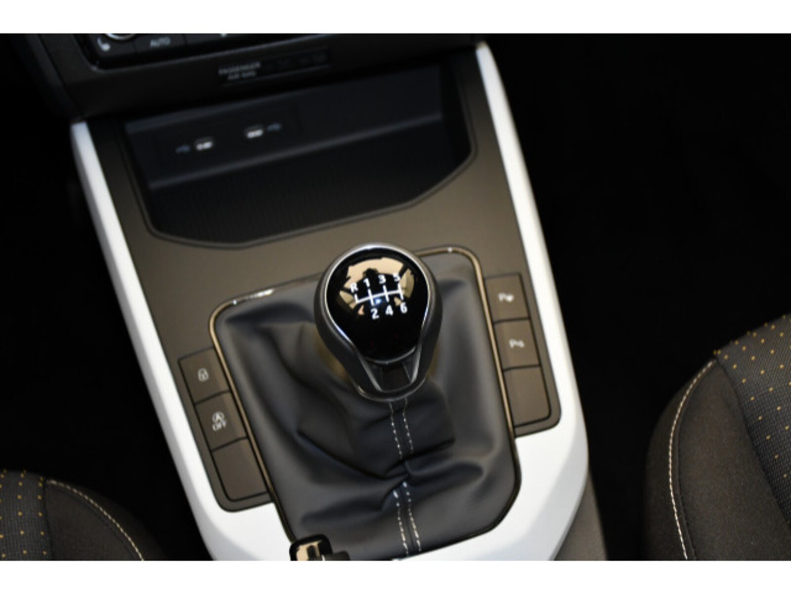 SEAT Arona – Bild 6