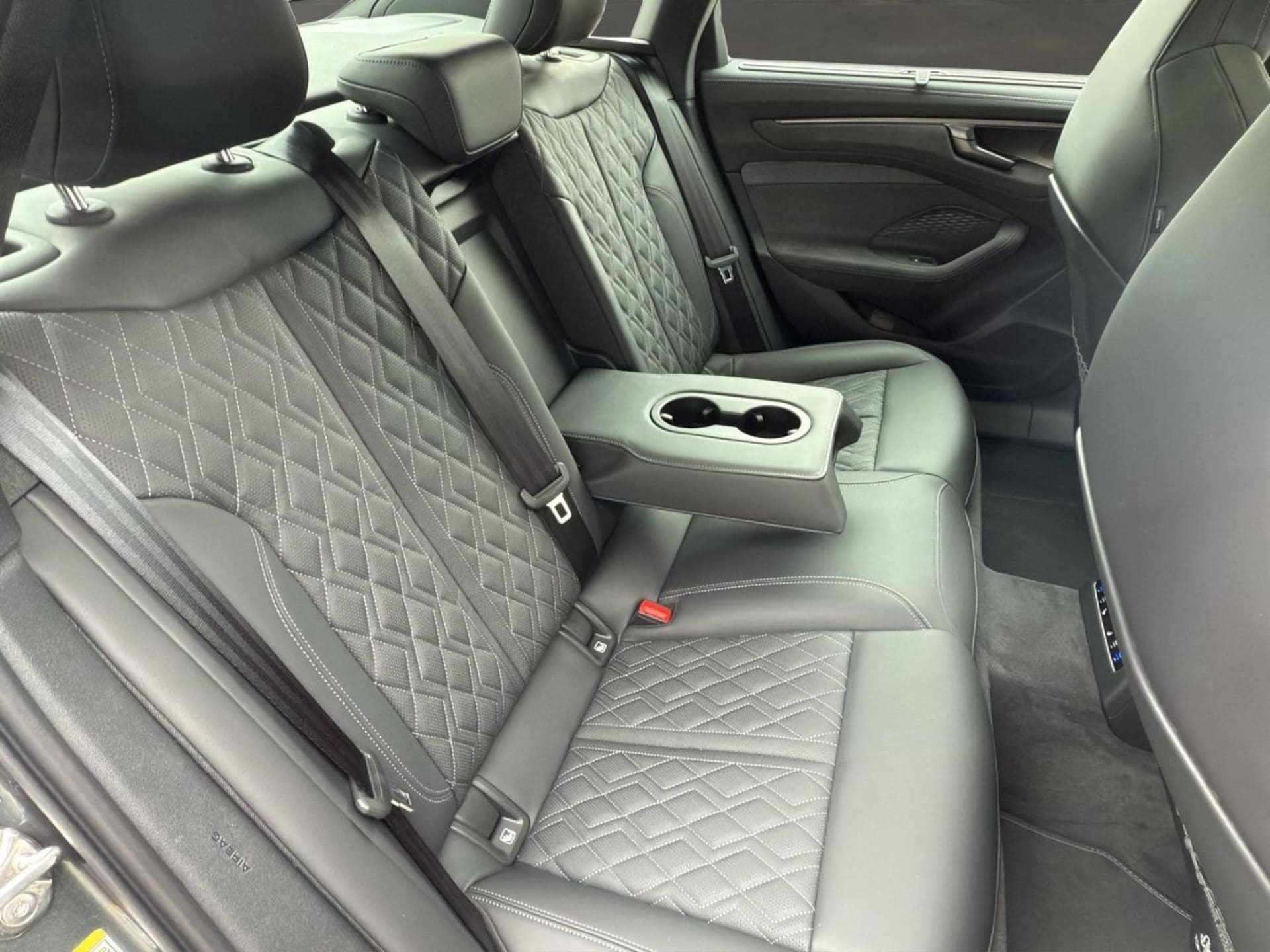 Audi A6 Limousine