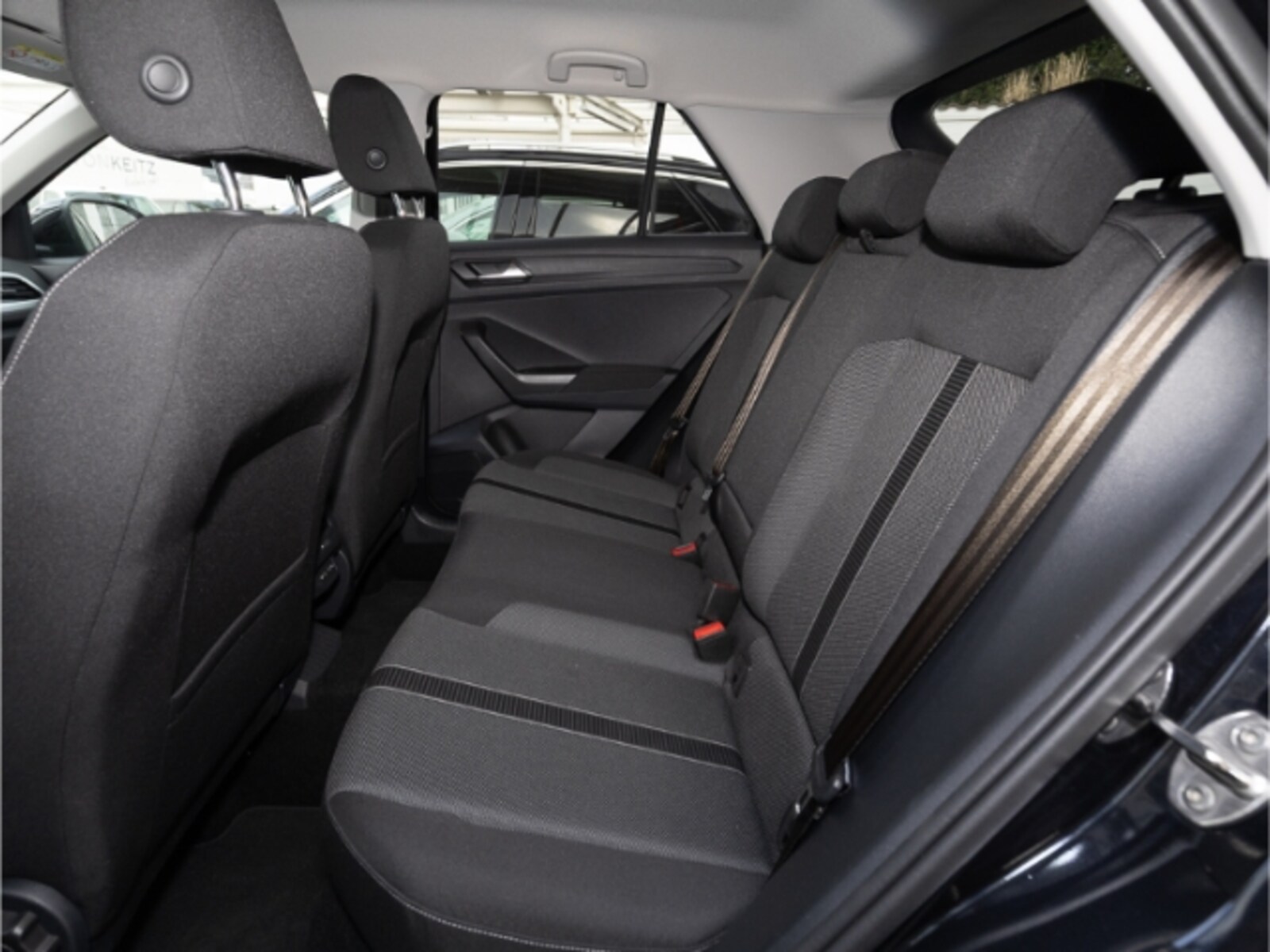 Volkswagen T-Roc – Bild 12