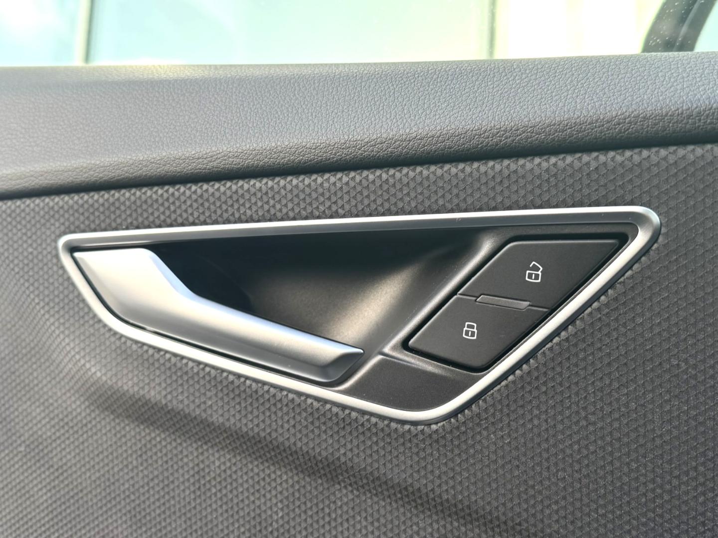 Image about Audi Q2 S line plus 35 TFSI 110 kW (150 ch) S tronic