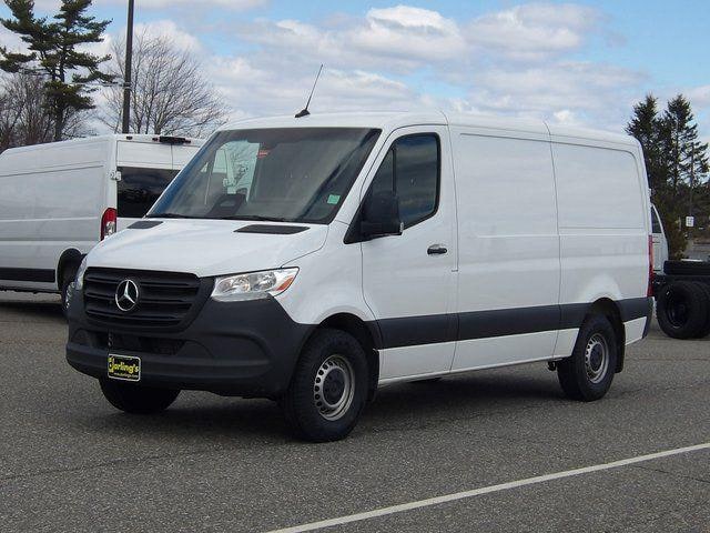 2025 Mercedes-Benz