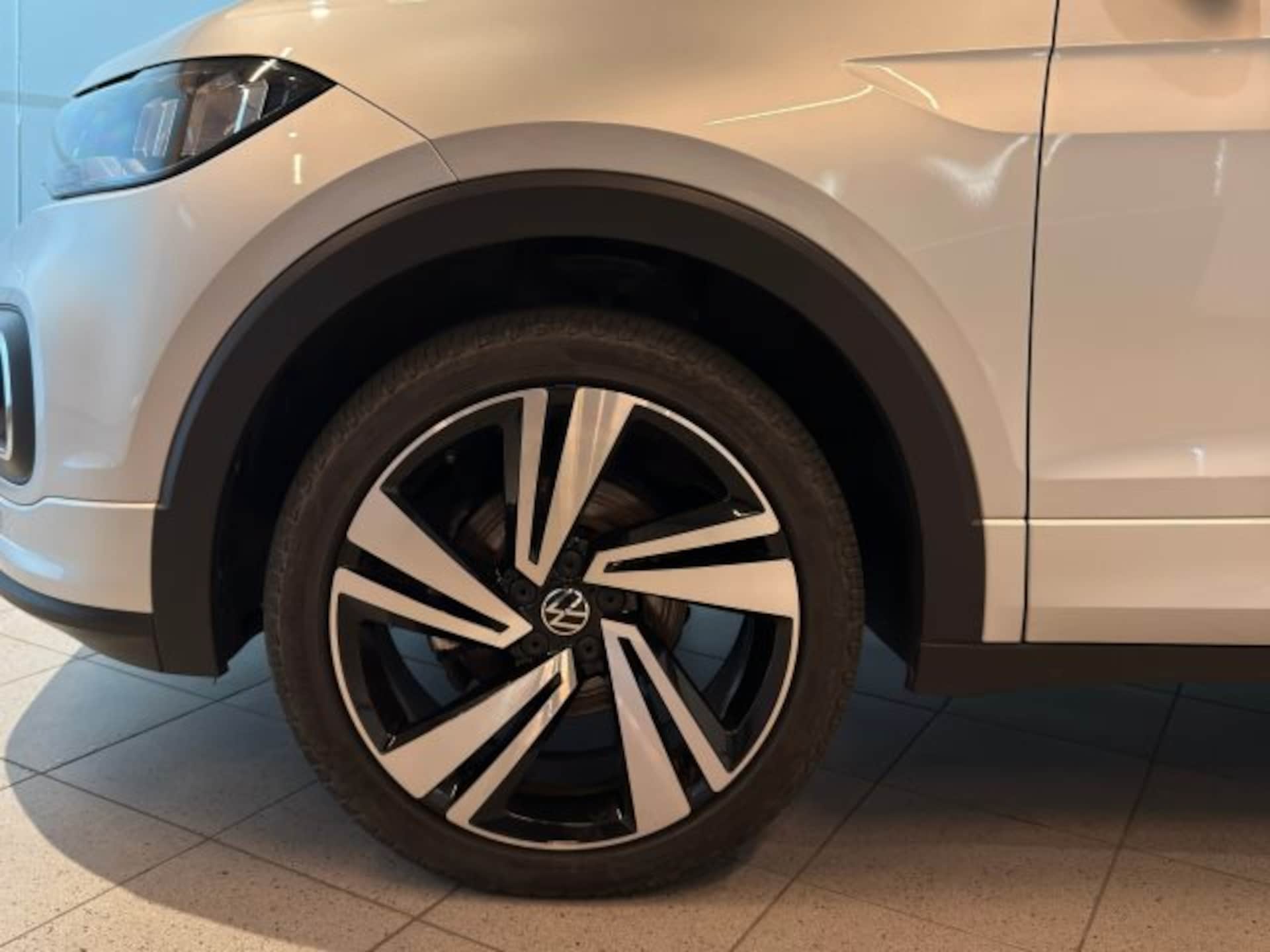 Volkswagen T-Cross United