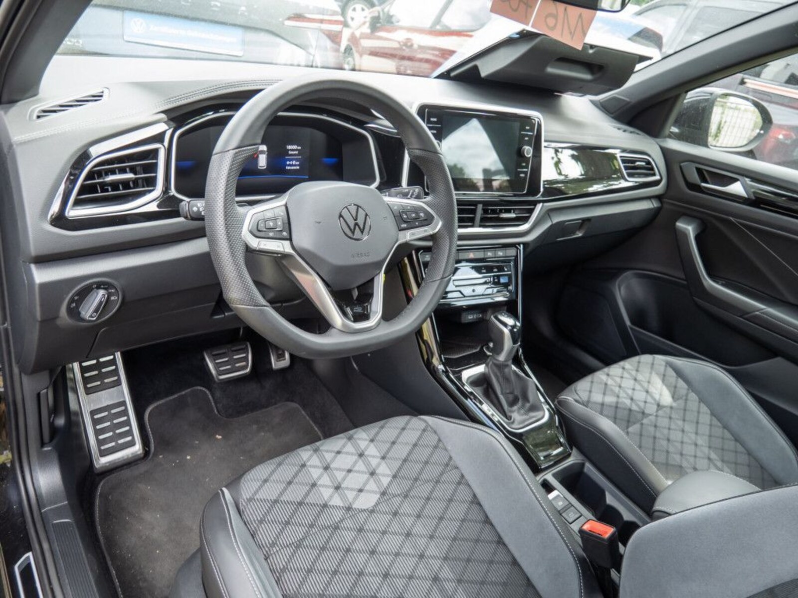 Volkswagen T-Roc – Bild 8