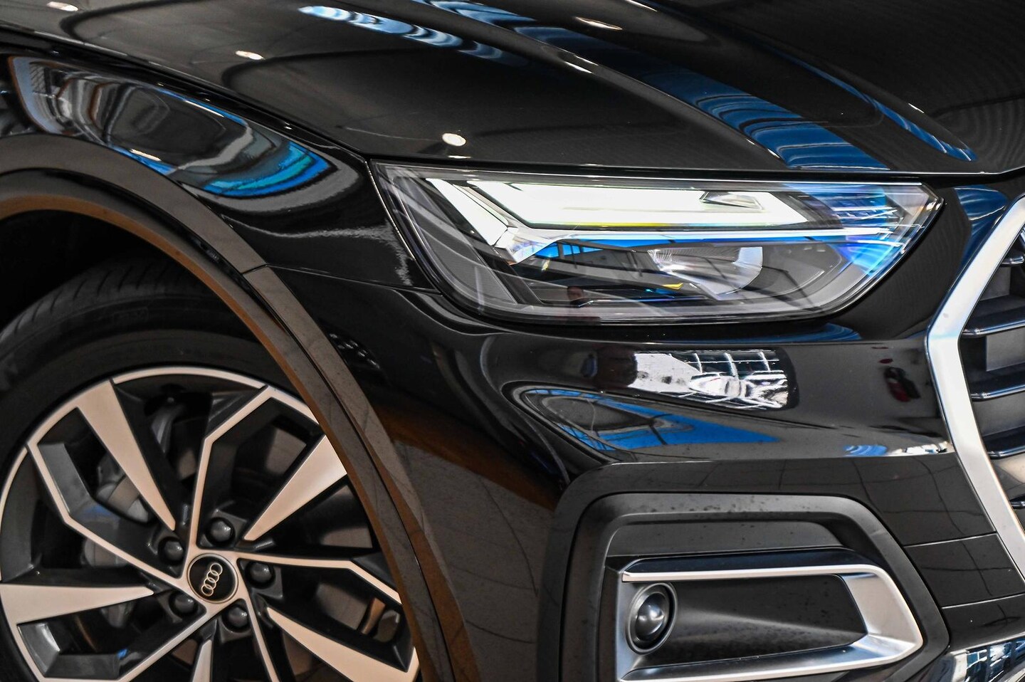 Image about Audi Q5 35 TDI S tronic