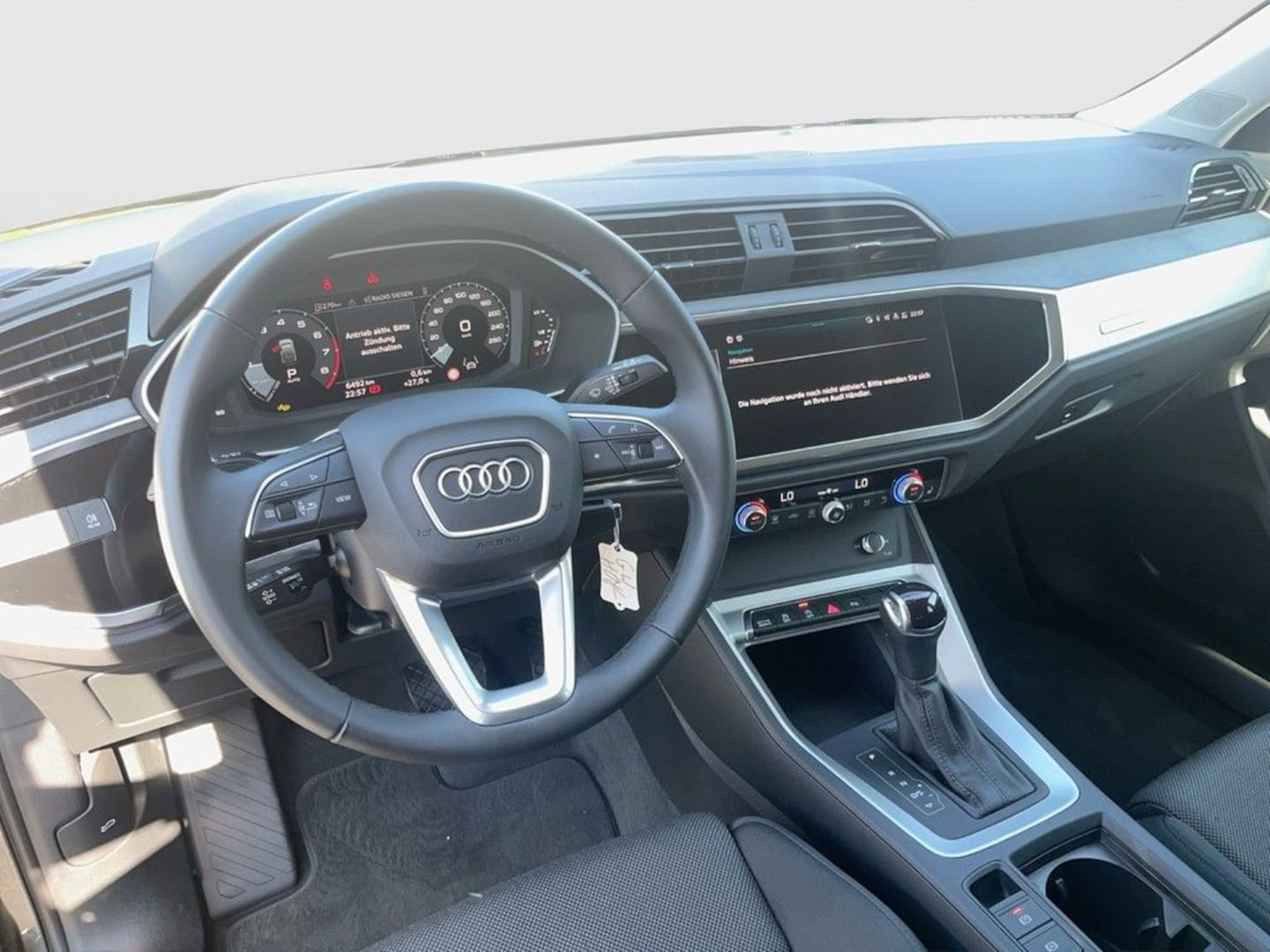 Bild über Audi Q3 Sportback S line 35 TFSI S tronic - für weitere Informationen kontaktieren Sie den Audi Partner