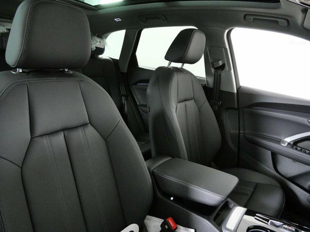 2025 Audi Q5 Premium - Photo 12