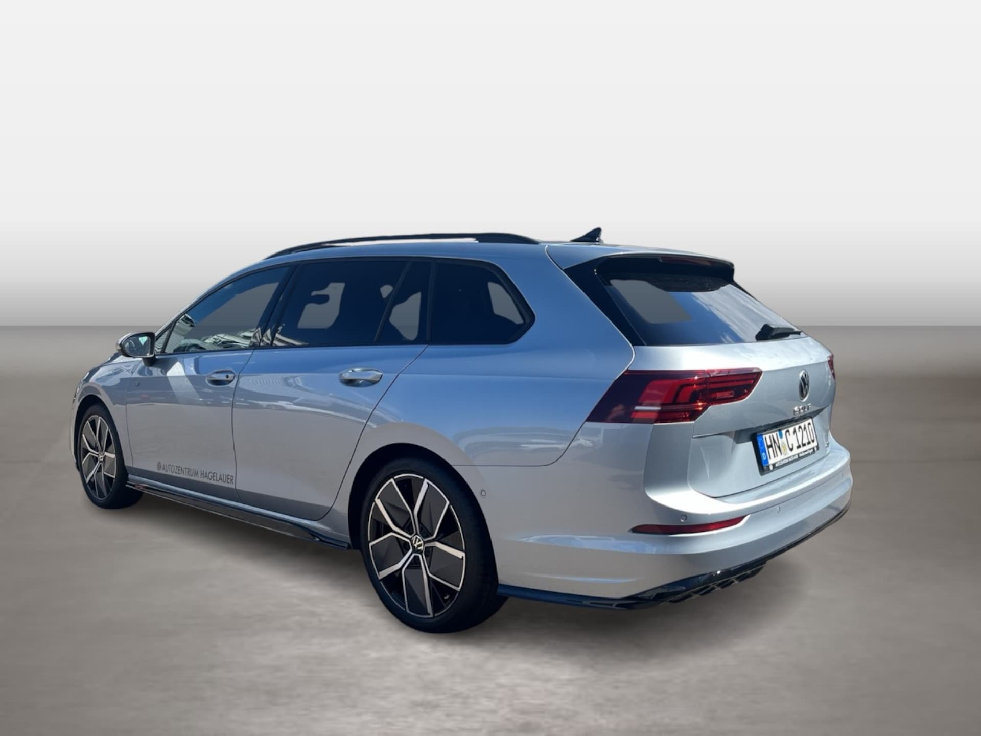 Volkswagen Golf Variant R-Line