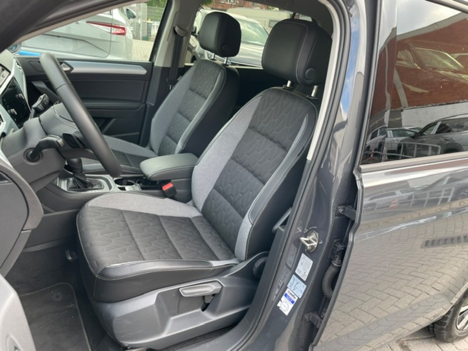 Volkswagen Touran – Bild 9