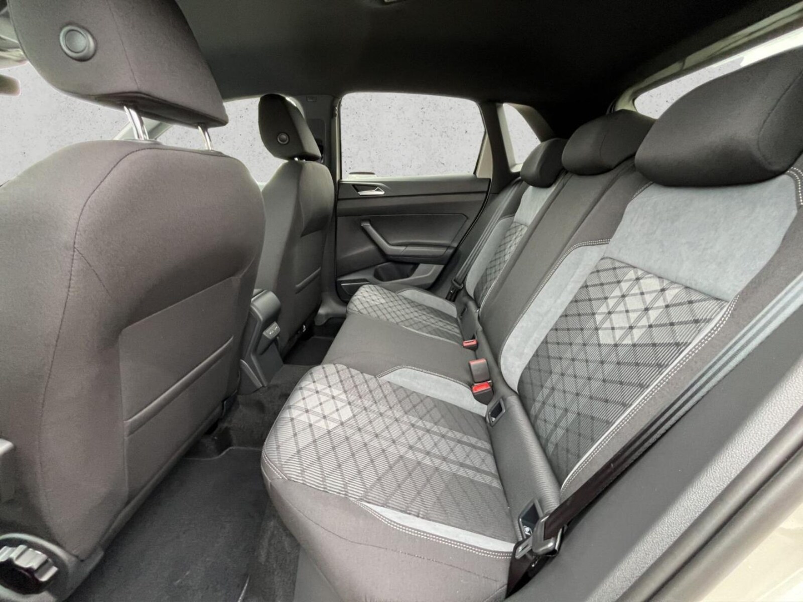 Volkswagen Polo – Bild 12