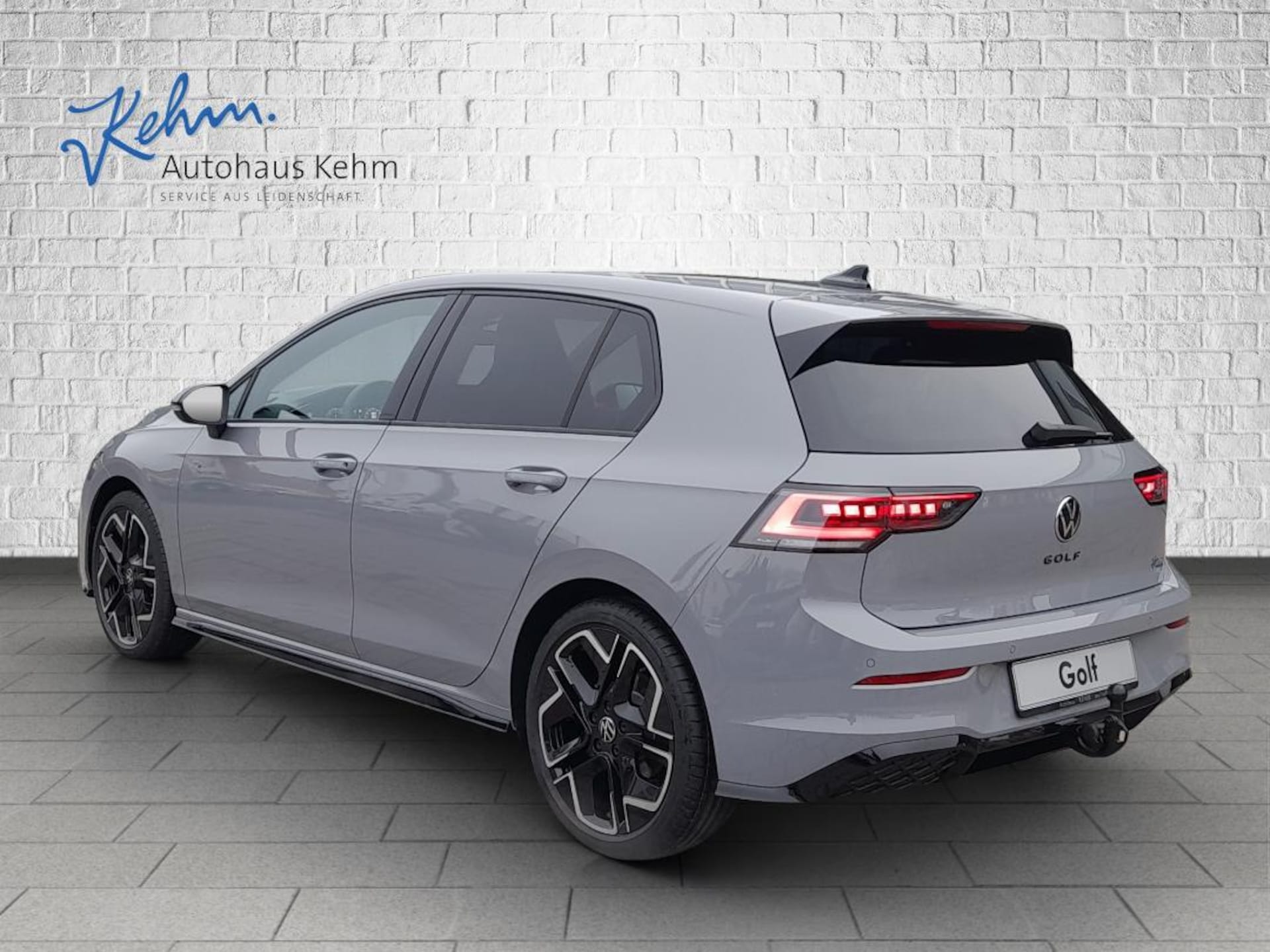 Volkswagen Golf R-Line