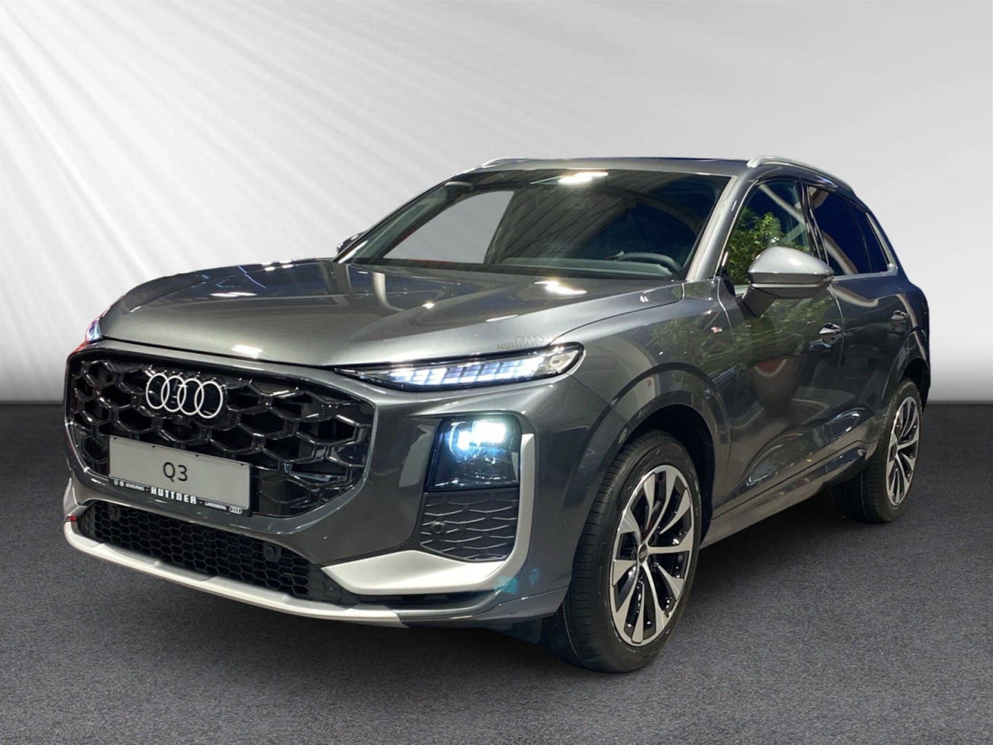 Bild über Audi Q3 SUV TFSI 110 kW S tronic - für weitere Informationen kontaktieren Sie den Audi Partner