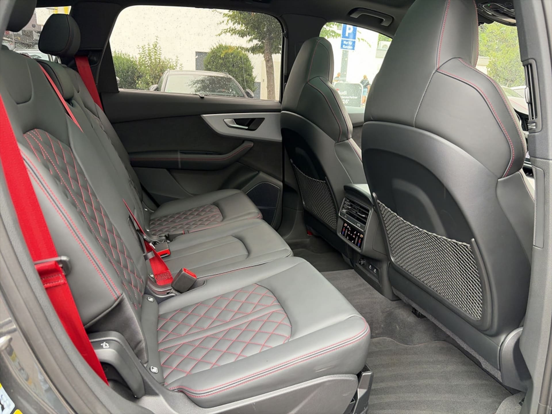 Audi SQ7 SUV