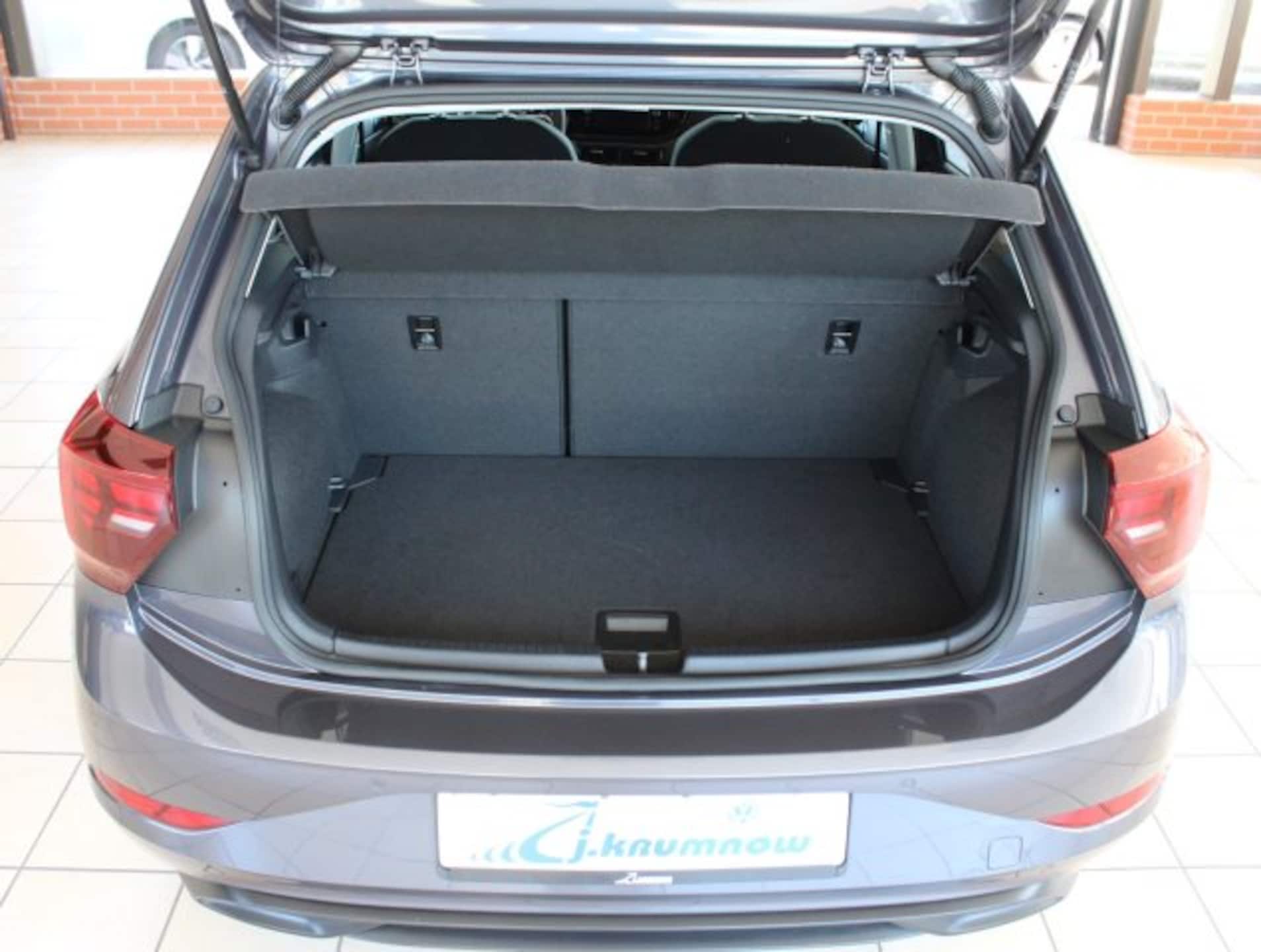 Volkswagen Polo Active