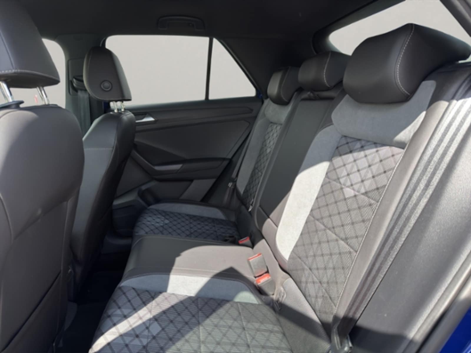 Volkswagen T-Roc – Bild 10