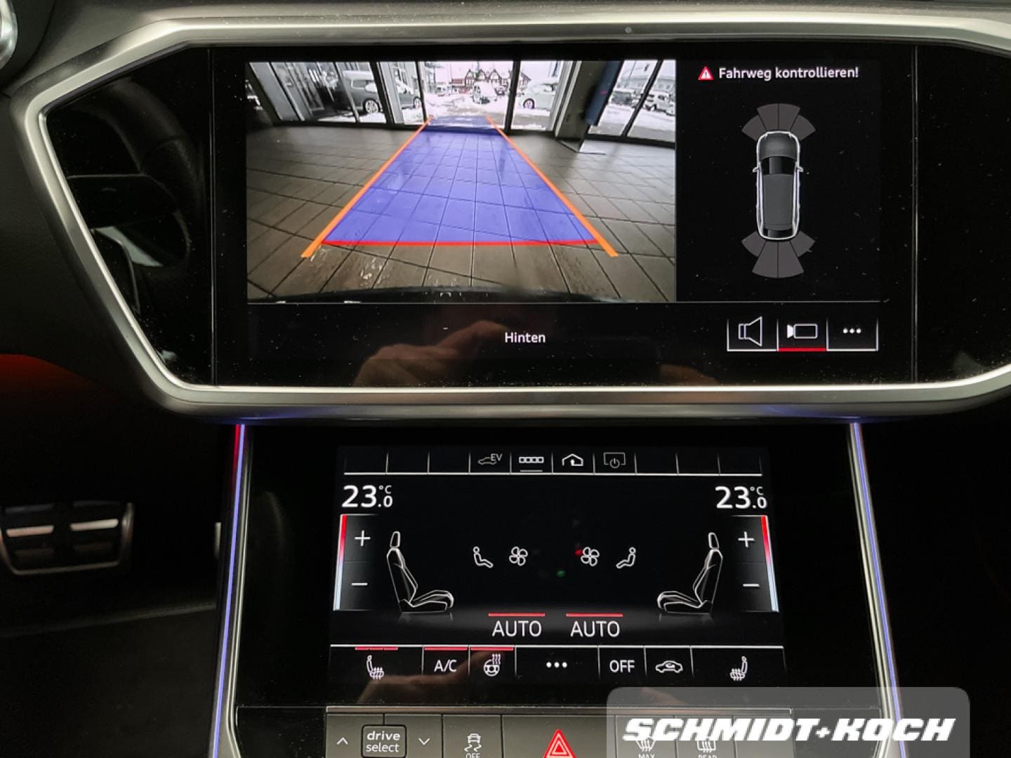 Bild über Audi A6 Avant TFSI e S line 55 TFSI e quattro S tronic - für weitere Informationen kontaktieren Sie den Audi Partner