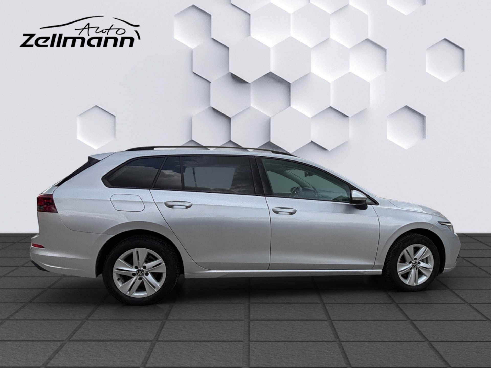 Volkswagen Golf Variant Life