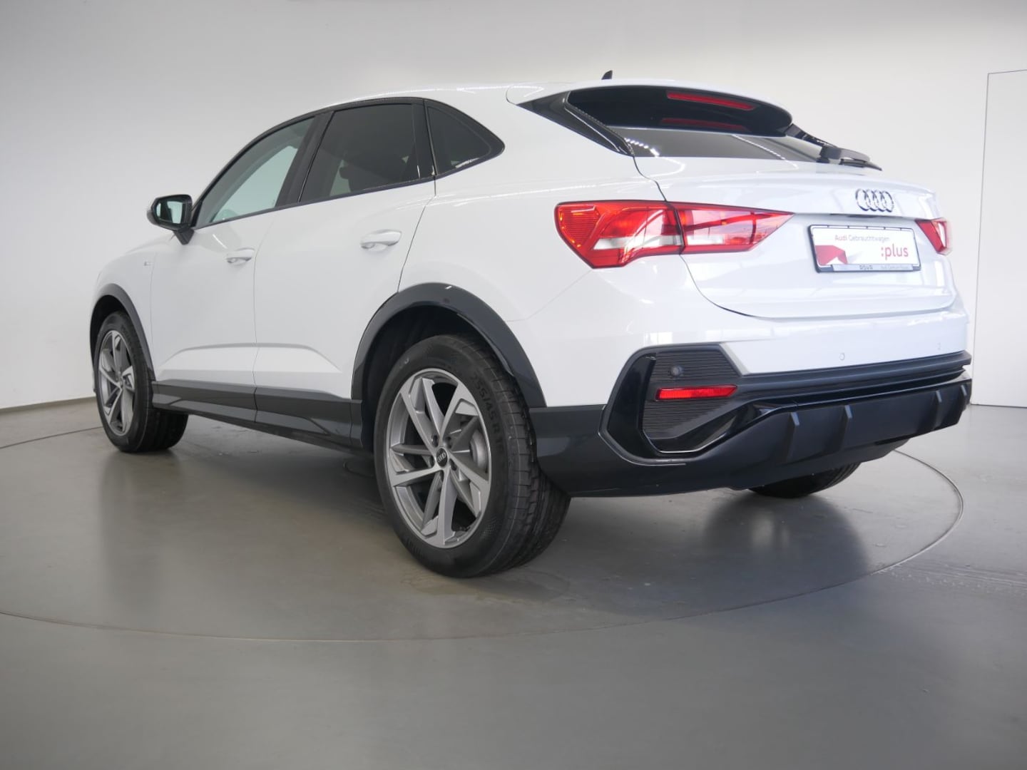 Bild über Audi Q3 Sportback TFSI 110 kW S tronic - für weitere Informationen kontaktieren Sie den Audi Partner