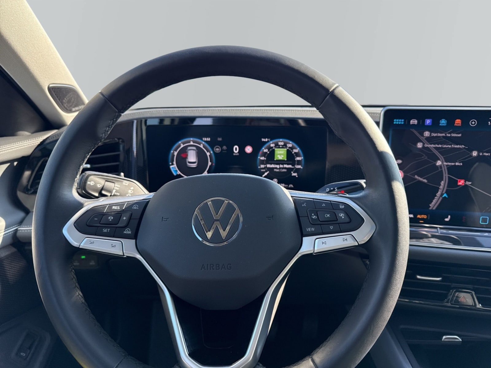 Volkswagen Passat – Bild 12