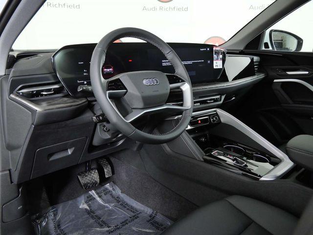 2025 Audi Q5 Premium - Photo 16